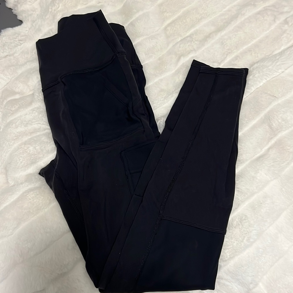 Alo Yoga High-Waste Cargo Legging